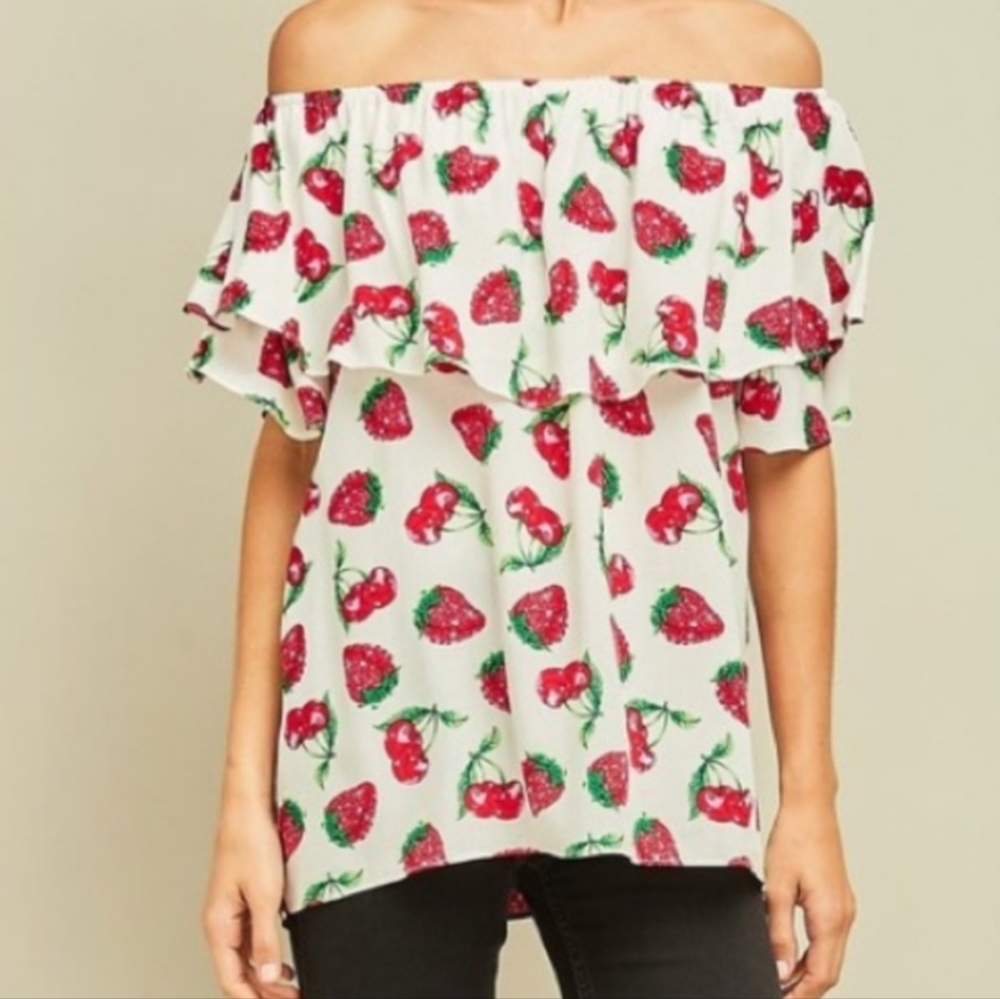 Entro Boho Cream Strawberry Cherry Print Ruffled Off Shoulder Top S